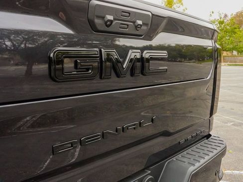 New 2026 GMC Sierra 3500 Denali Ultimate AWD/4WD image 15