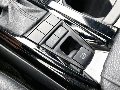 Certified 2025 Toyota Camry XSE FWD image 32