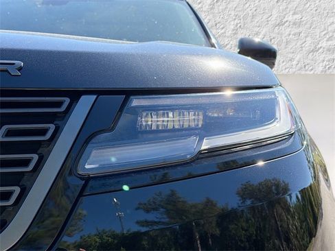 Used 2025 Land Rover Range Rover Velar S image 9