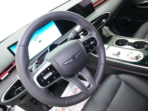 New 2026 Genesis GV70 2.5T AWD/4WD image 13