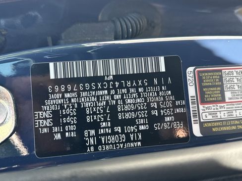 Used 2025 Kia Sorento S w/ Panoramic Sunroof Package FWD image 39