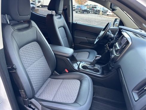 Used 2022 Chevrolet Colorado Z71 image 29