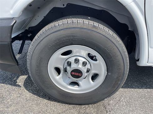 New 2025 GMC Savana 2500 Extended w/ Enhanced Convenience Package image 6