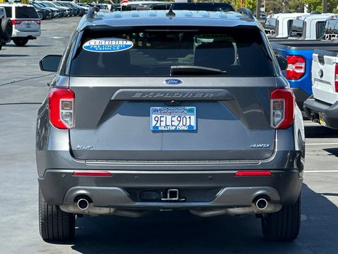 Certified 2023 Ford Explorer XLT w/ Equipment Group 202A AWD/4WD image 7