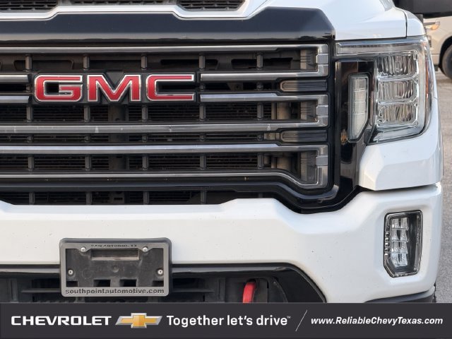 Used 2020 GMC Sierra 3500 AT4 w/ AT4 Preferred Package AWD/4WD image 9