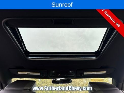 Used 2017 Chevrolet Camaro SS image 41