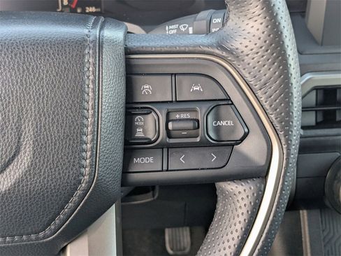 Used 2025 Toyota 4Runner SR5 image 19