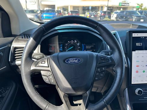 Used 2022 Ford Edge Titanium w/ Equipment Group 301A AWD/4WD image 31
