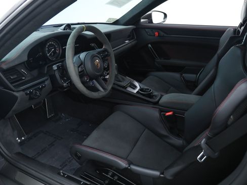 Used 2025 Porsche 911 GT3 RS RWD image 24