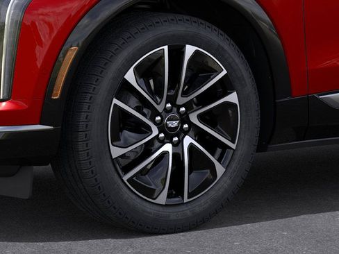 New 2025 Cadillac Optiq Sport 1 image 9