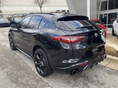 Used 2023 Alfa Romeo Stelvio Veloce image 6