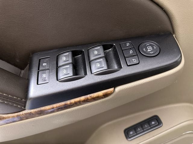 Used 2020 Chevrolet Tahoe Premier AWD/4WD image 24