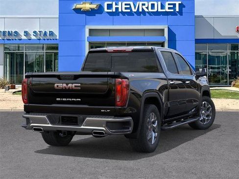 New 2026 GMC Sierra 1500 SLT image 4