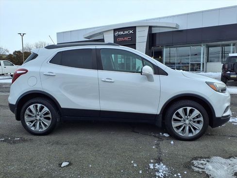 Used 2019 Buick Encore Preferred w/ Safety Package image 2