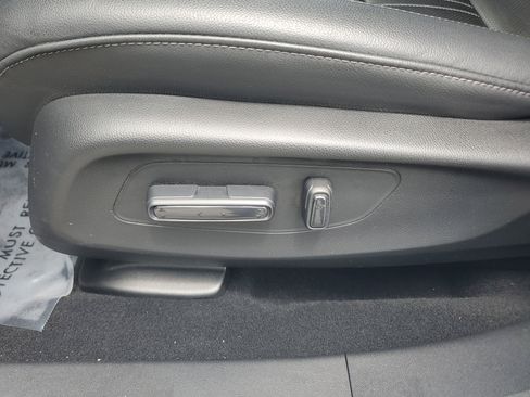 Used 2024 Honda HR-V EX-L image 23