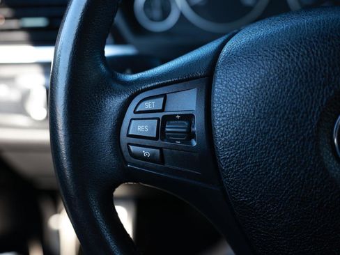 Used 2014 BMW 320i Sedan image 26