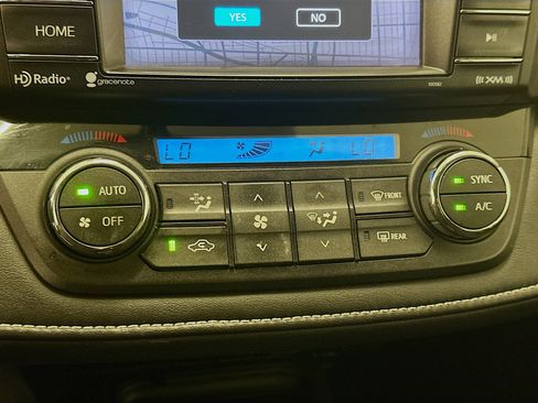 Used 2016 Toyota RAV4 XLE AWD/4WD image 24