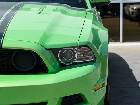 Used 2013 Ford Mustang Boss 302 w/ Boss 302 Accessory Pkg RWD image 5