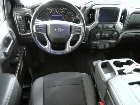 Used 2019 Chevrolet Silverado 1500 RST AWD/4WD image 4