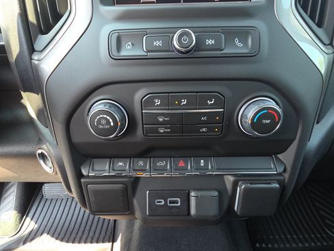 New 2026 Chevrolet Silverado 1500 Custom AWD/4WD image 23