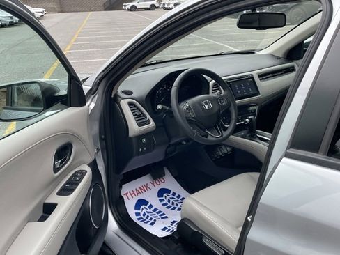 Used 2017 Honda HR-V EX-L image 14
