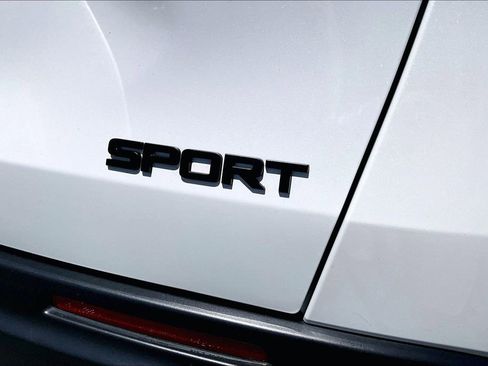 Used 2025 Honda HR-V Sport image 24