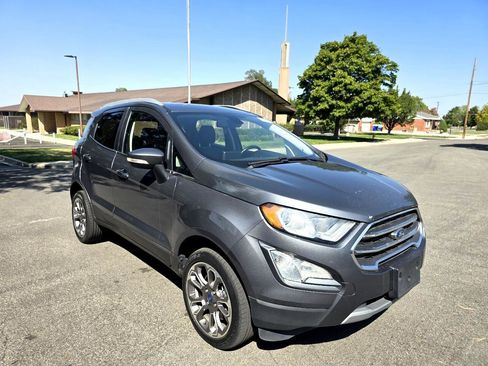 Used 2020 Ford EcoSport Titanium image 8