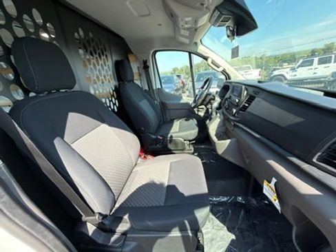 Used 2025 Ford Transit 250 Low Roof w/ Exterior Upgrade Package RWD image 21