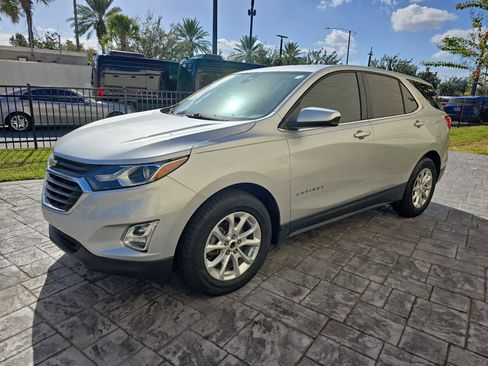 Used 2020 Chevrolet Equinox LT image 8