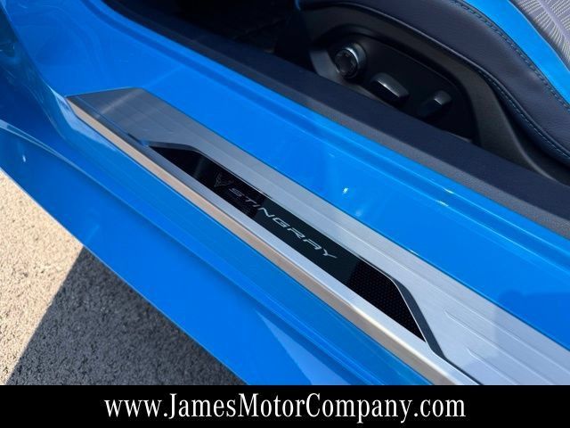 Used 2024 Chevrolet Corvette Stingray Premium Cpe w/ Z51 Performance Package RWD image 16