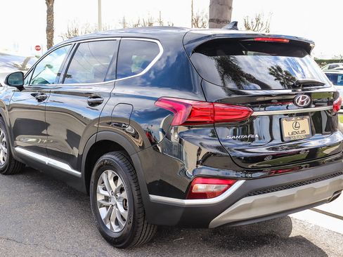 Used 2020 Hyundai Santa Fe SEL image 6
