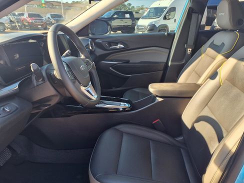 Used 2025 Chevrolet Trax ACTIV w/ Sunroof Package image 10