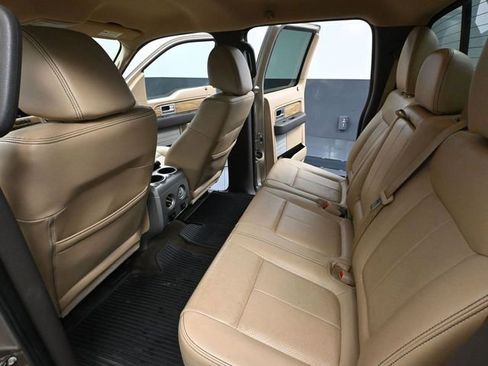 Used 2011 Ford F150 Lariat w/ Lariat Chrome Pkg image 34