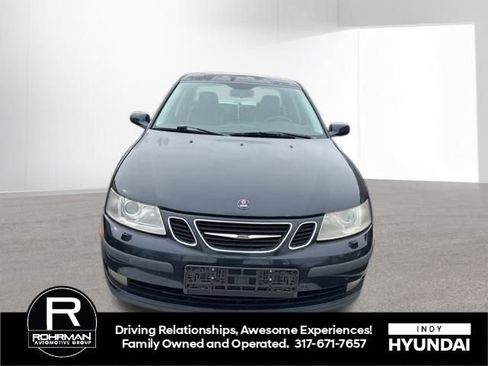 Used 2004 Saab 9-3 Arc image 2