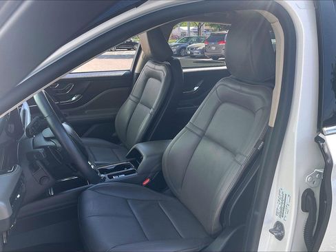 Used 2023 Lincoln Corsair Reserve w/ Equipment Group 201A AWD/4WD image 29