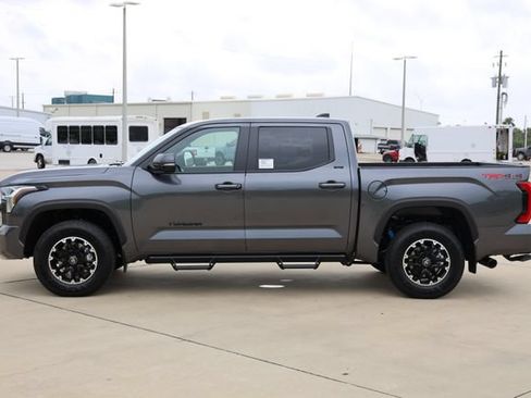 New 2026 Toyota Tundra SR5 AWD/4WD image 5