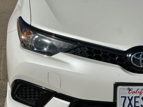Used 2017 Toyota Corolla iM w/ All-Weather Mat Package FWD image 17