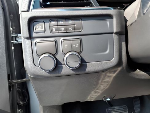 New 2026 Chevrolet Tahoe Premier image 18