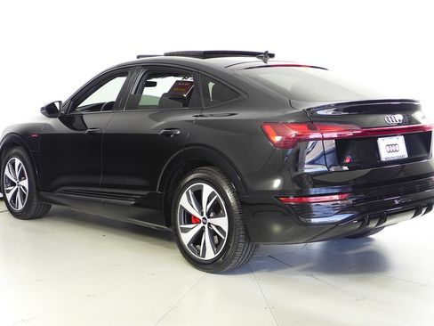 Used 2024 Audi Q8 e-tron Premium AWD/4WD image 9