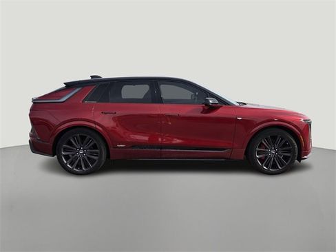 New 2026 Cadillac Lyriq V w/ Exterior Carbon Fiber Package image 7