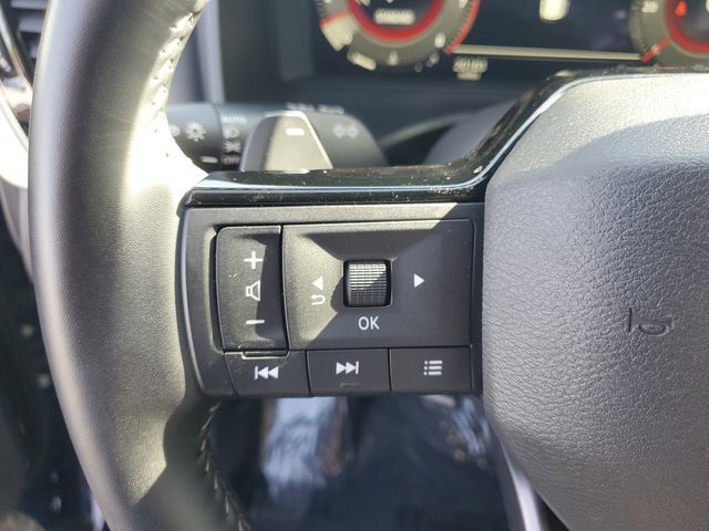Certified 2026 Nissan Rogue SL FWD image 16