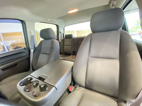 Used 2013 Chevrolet Silverado 2500 LT AWD/4WD image 14