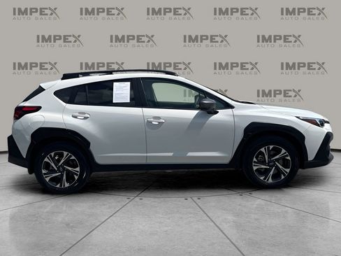 Used 2024 Subaru Crosstrek 2.0i Premium image 6