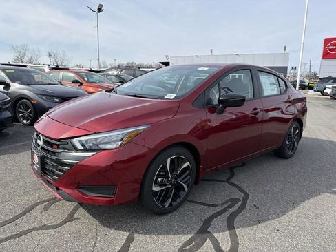 New 2025 Nissan Versa SR w/ Trunk Package image 1