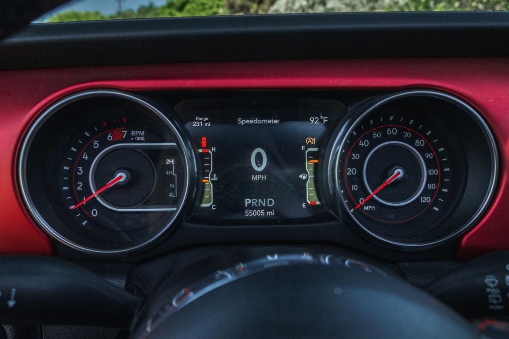 Used 2021 Jeep Wrangler Unlimited Rubicon AWD/4WD image 17