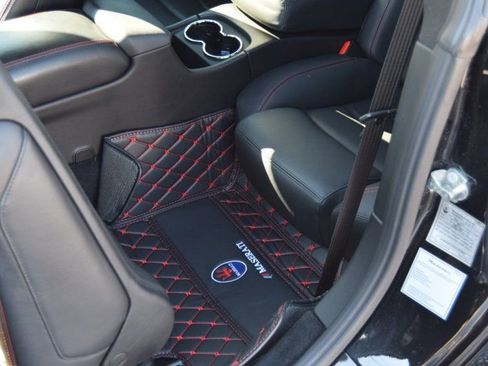 Used 2016 Maserati GranTurismo MC image 26