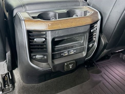Used 2022 RAM 1500 Laramie image 29
