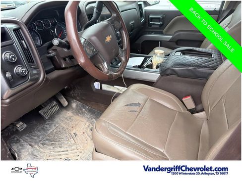 Used 2017 Chevrolet Silverado 1500 LTZ Z71 w/ LTZ Plus Package AWD/4WD image 18