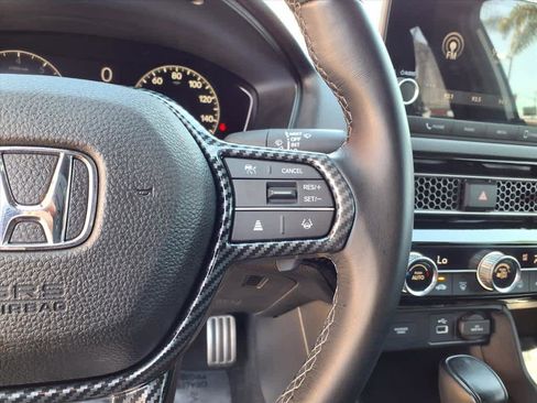 Used 2022 Honda Civic Sport image 11