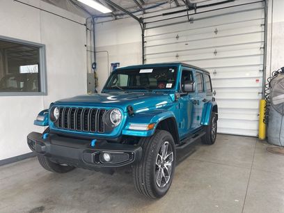 Used 2024 Jeep Wrangler Unlimited w/ Convenience Group